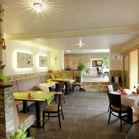 Cozy In Medelon With Sauna Medebach